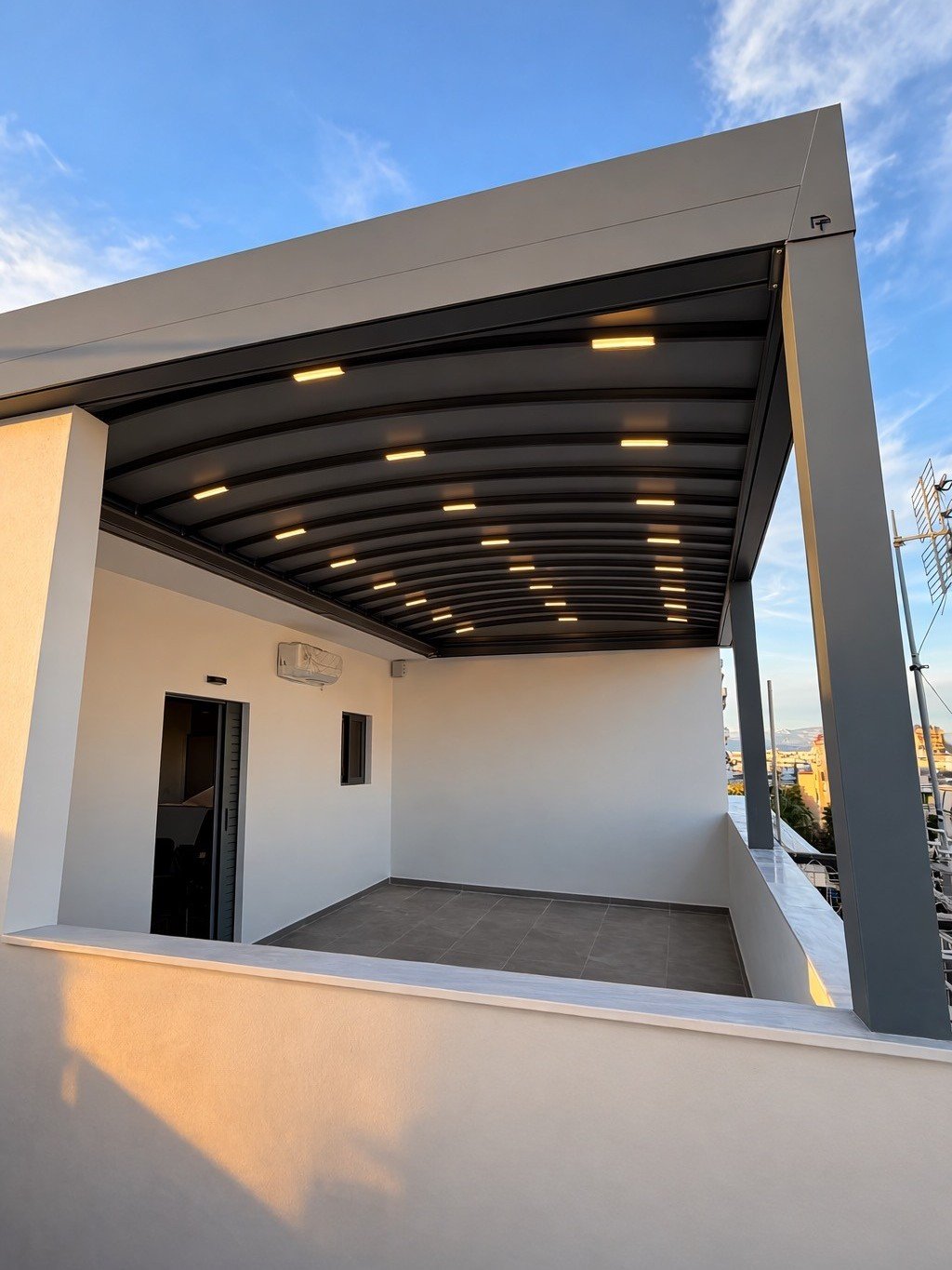 Ταλάντζης | Ανοιγόμενα τζάμια--- No Change ---